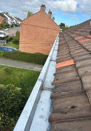 R&eacute;fection du ch&eacute;neau pour une meilleure &eacute;tanch&eacute;it&eacute; de la toiture